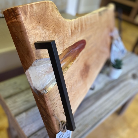 Maple live edge charcuterie cheese serving board - Picture 6 of 9